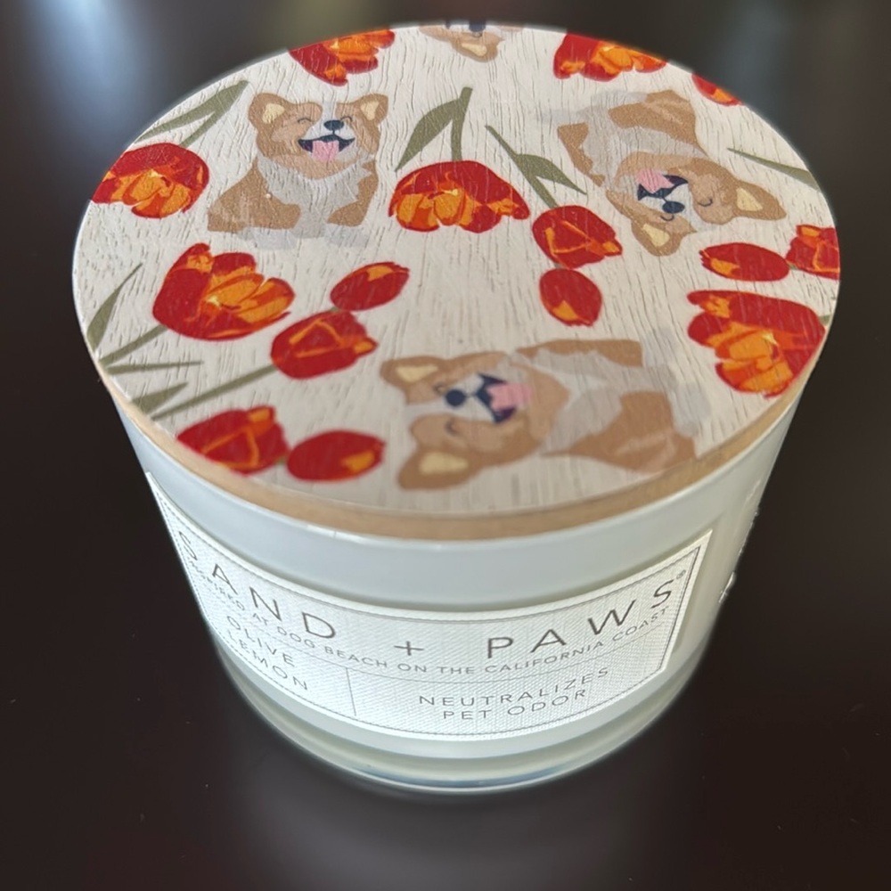 Sand+Paws olive lemon candle